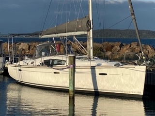 Beneteau Oceanis 43