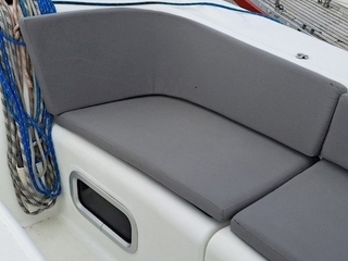 Beneteau Oceanis 43