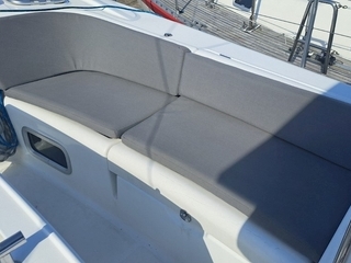 Beneteau Oceanis 43