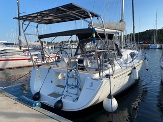 Beneteau Oceanis 43
