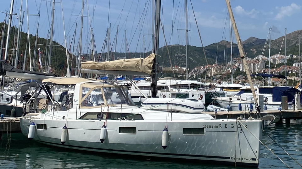 Beneteau Oceanis 41.1
