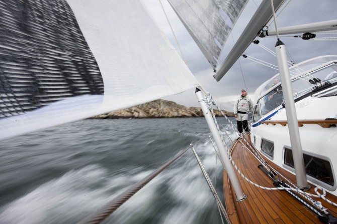 HALLBERG-RASSY 412